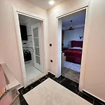 Villa Bahçeli Verandalı şirin Ev Havalimanına Yakın