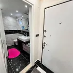 Bahçeli Verandalı şirin Ev Havalimanına Yakın Villa *